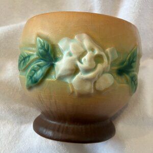 Vintage (1950s) Roseville Pottery Gardenia Bowl, 657-3.5 - Excellent Condition